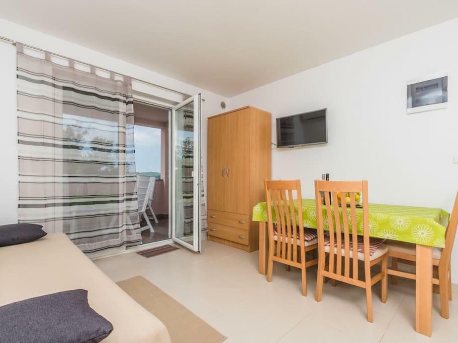 Apartment F-1 Klimno Kültér fotó