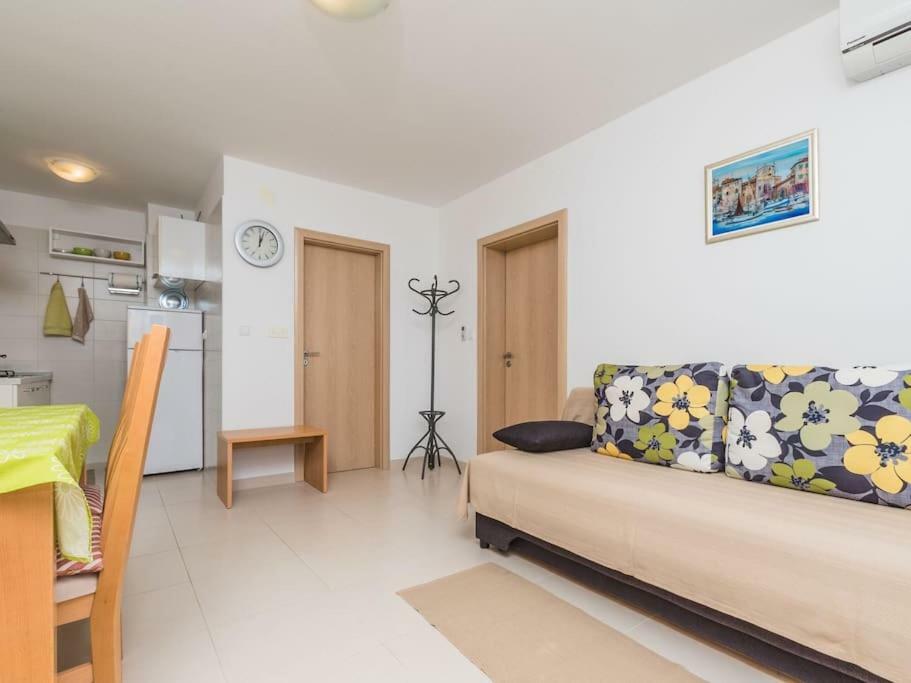 Apartment F-1 Klimno Kültér fotó